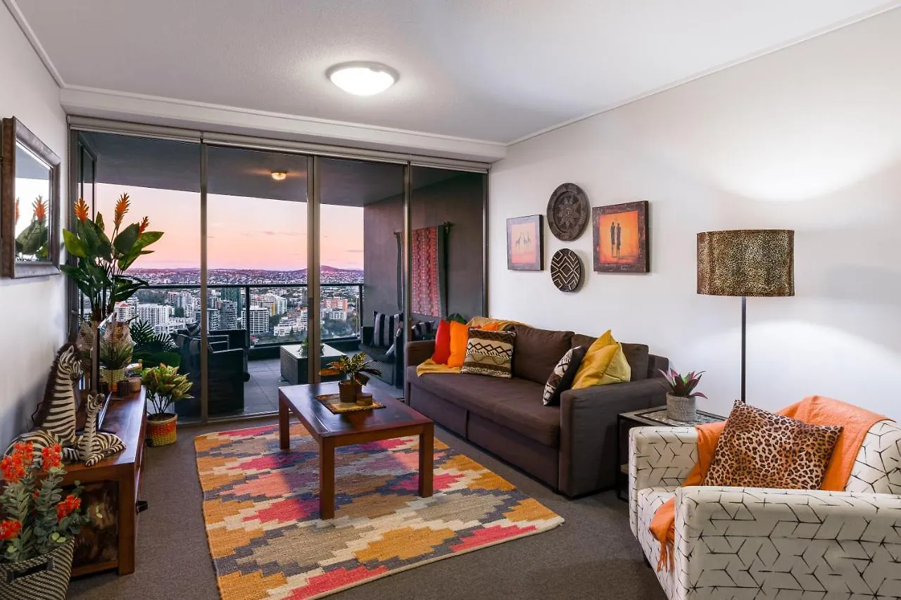 African Escape On Level 38 - Balcony With Views Brisbane Australien